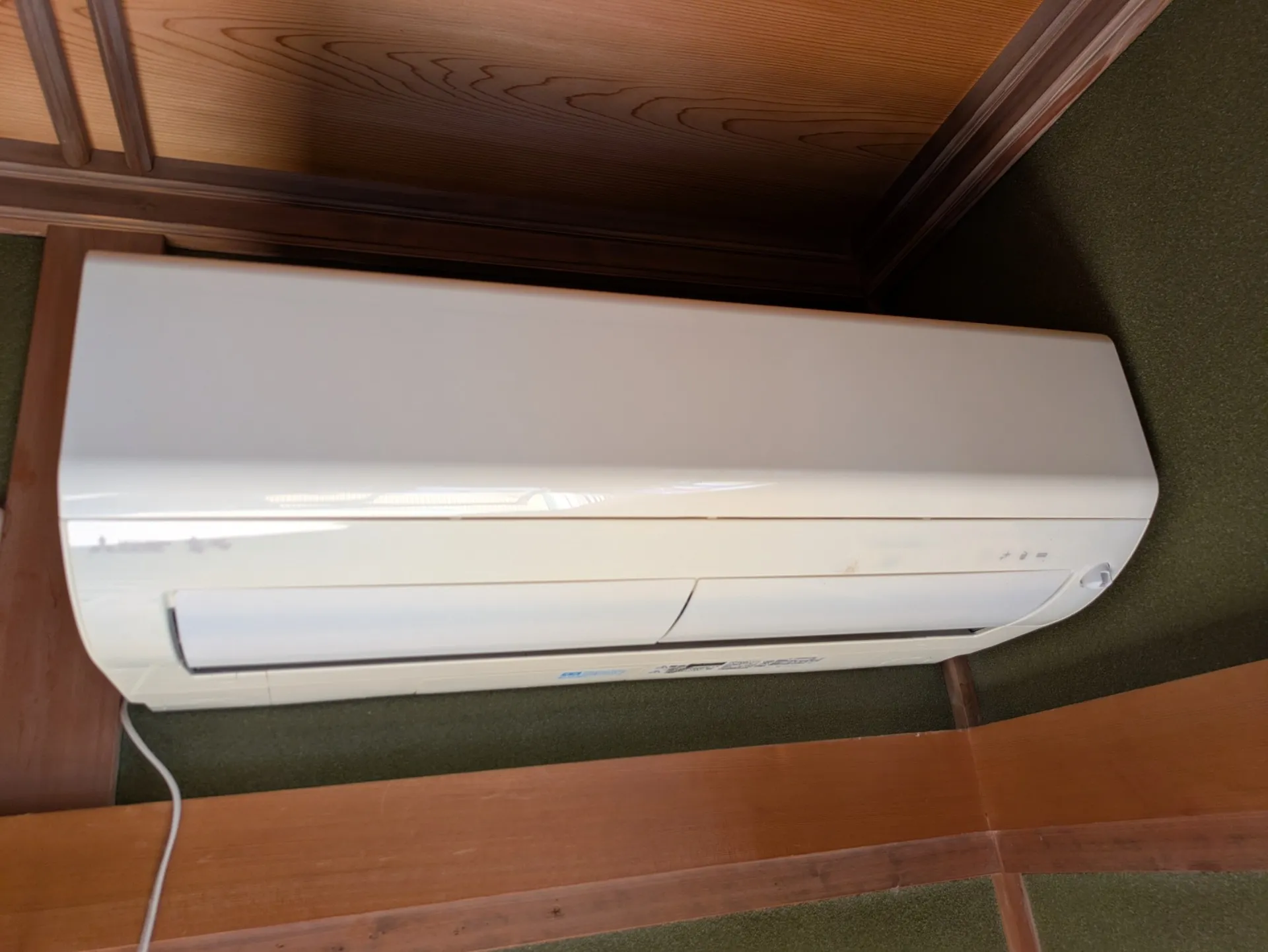 便利屋・不用品回収と栃木県宇都宮市エアコン取外しの料金相場と安心ポイント